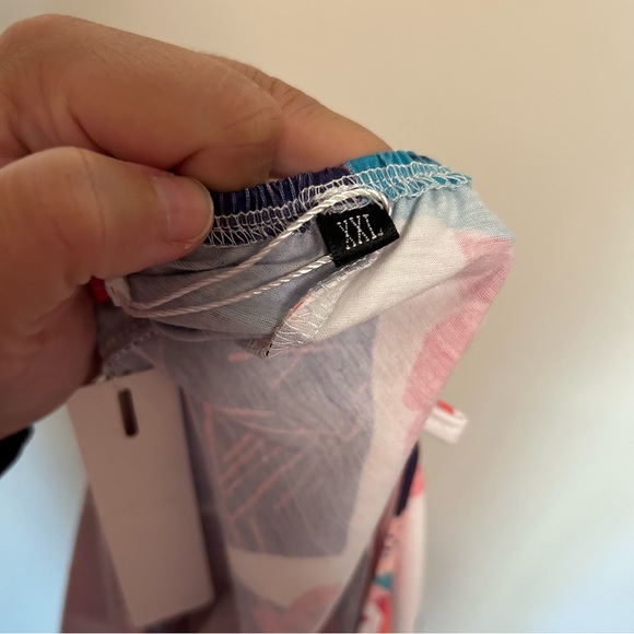 Floral V Neck dress - Picture 9 of 9